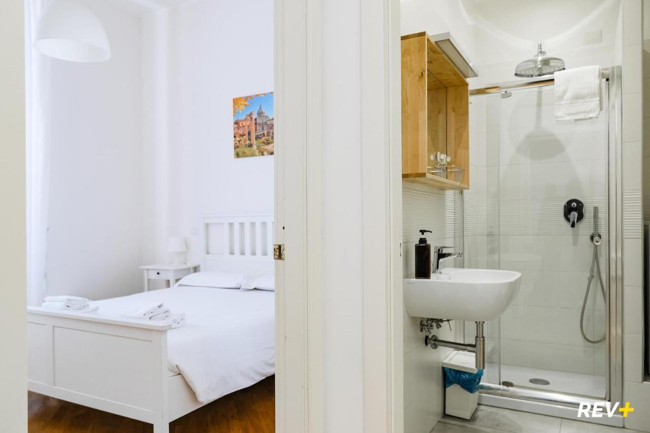 Mecenate Apartment Colosseum Рим Екстериор снимка
