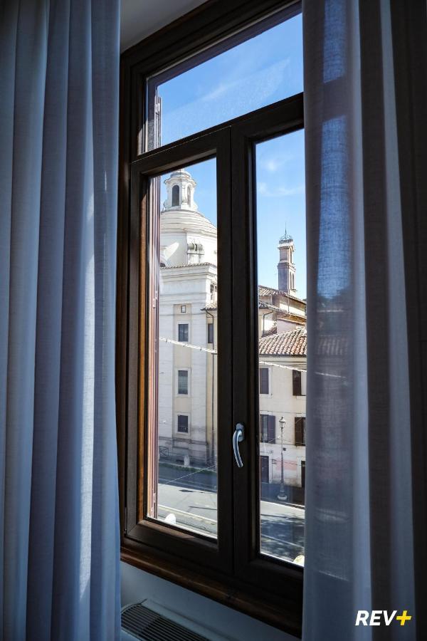 Mecenate Apartment Colosseum Рим Екстериор снимка