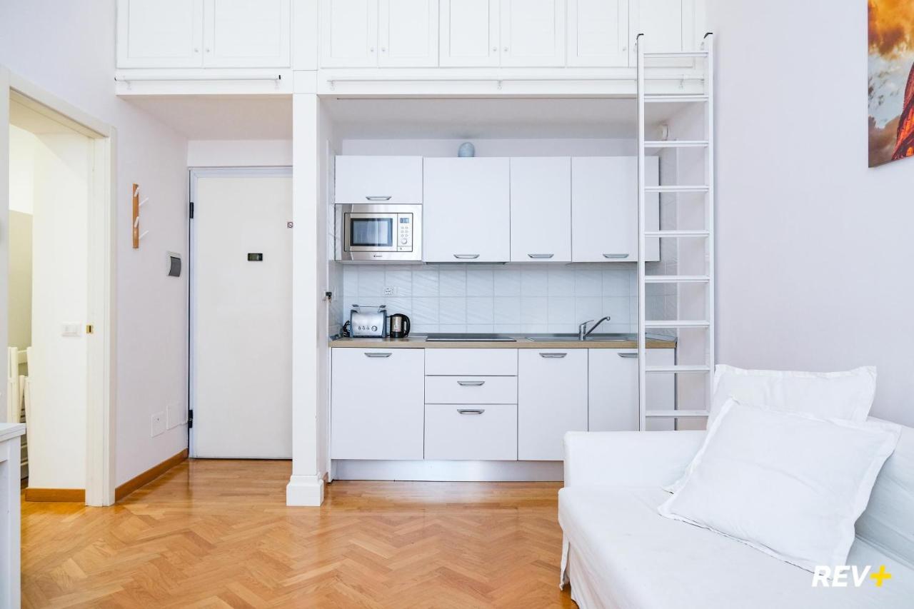 Mecenate Apartment Colosseum Рим Екстериор снимка